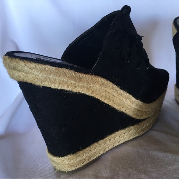 Material Girl Wedge open toed shoes - Picture 5 of 5